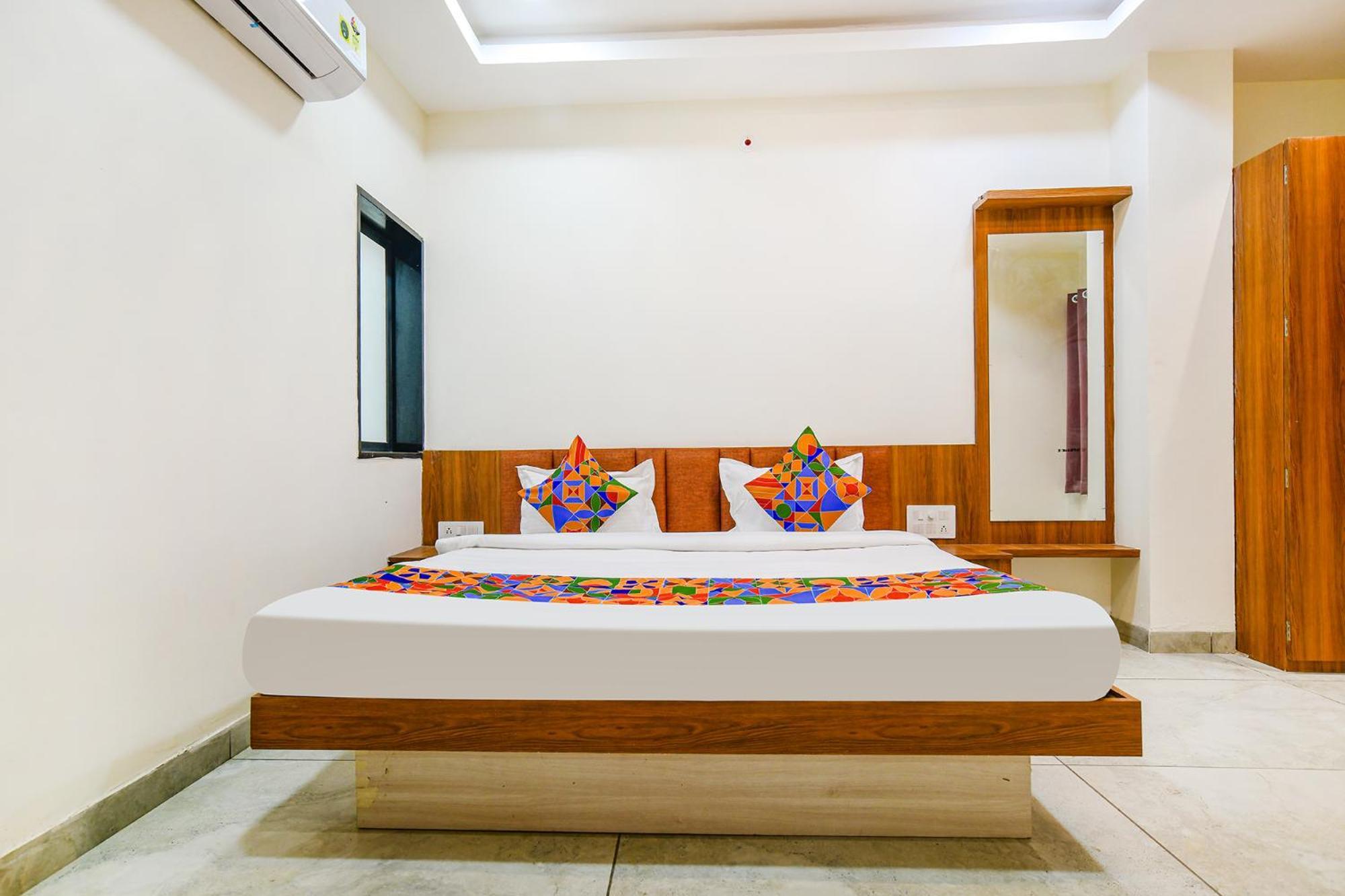Fabhotel Shree Nakoda Paradise Удджайн Экстерьер фото