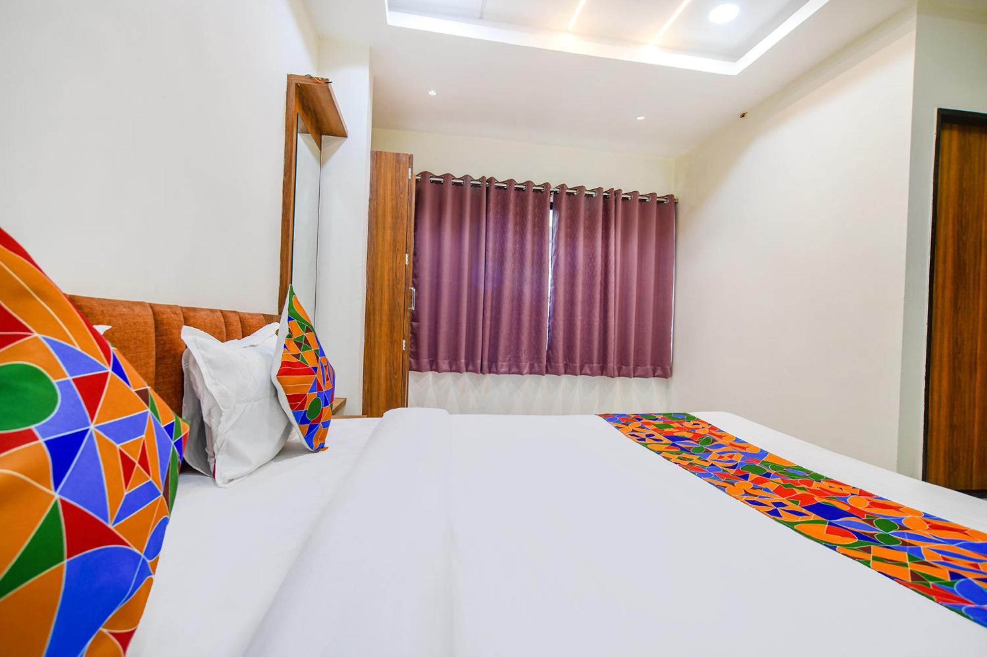 Fabhotel Shree Nakoda Paradise Удджайн Экстерьер фото