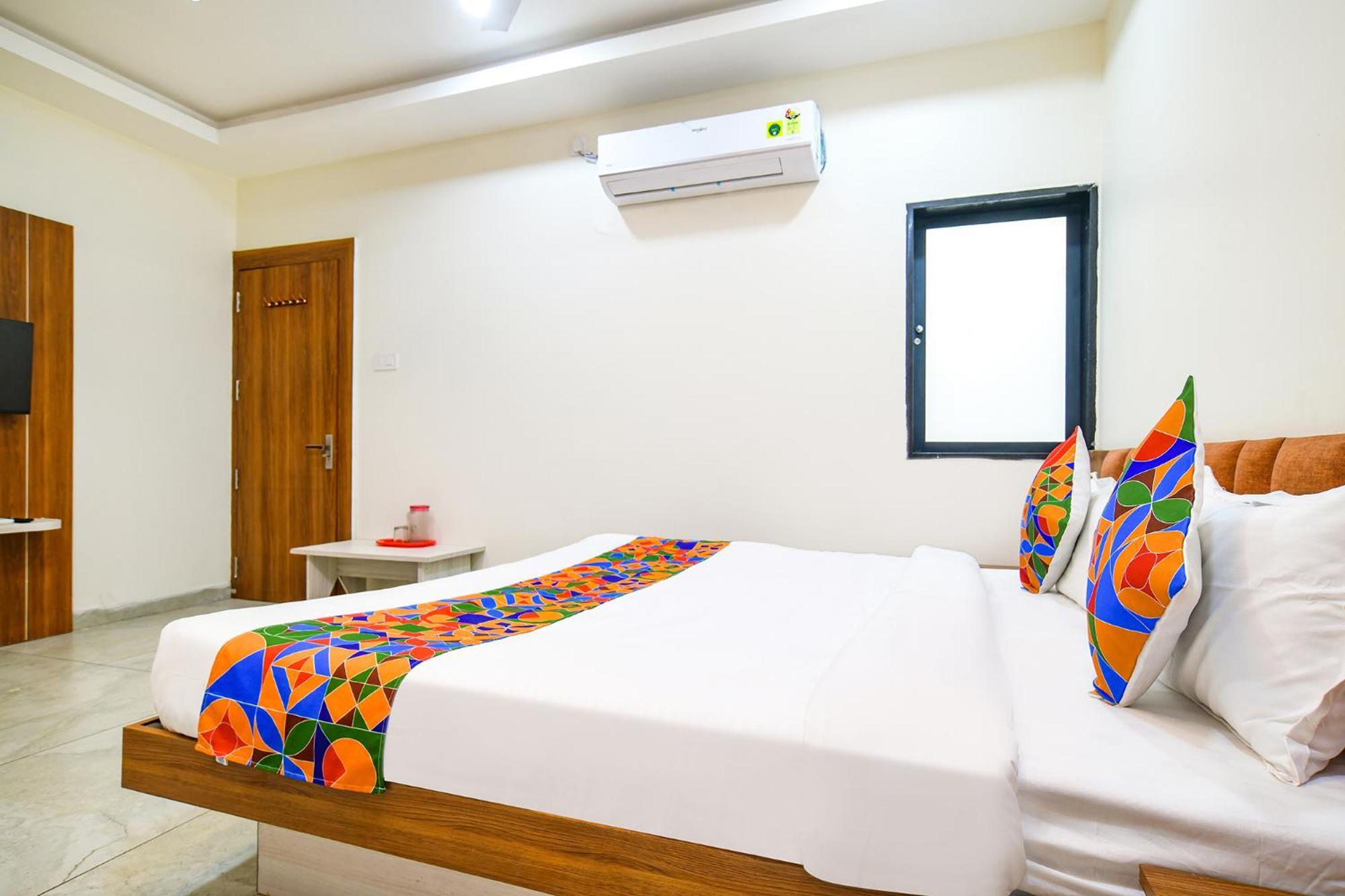 Fabhotel Shree Nakoda Paradise Удджайн Экстерьер фото