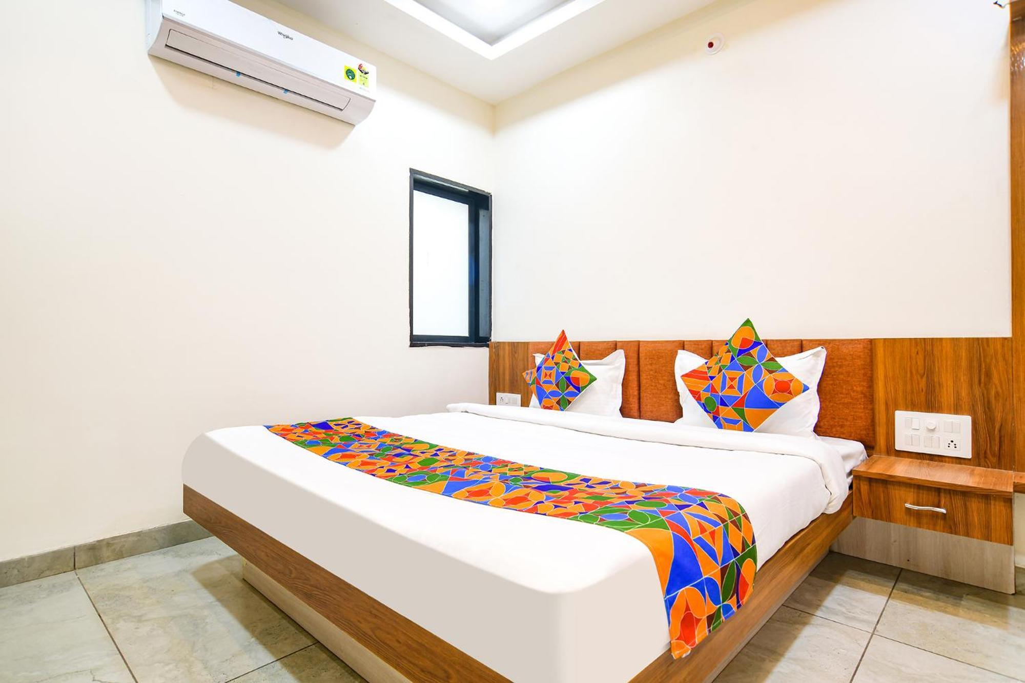 Fabhotel Shree Nakoda Paradise Удджайн Экстерьер фото