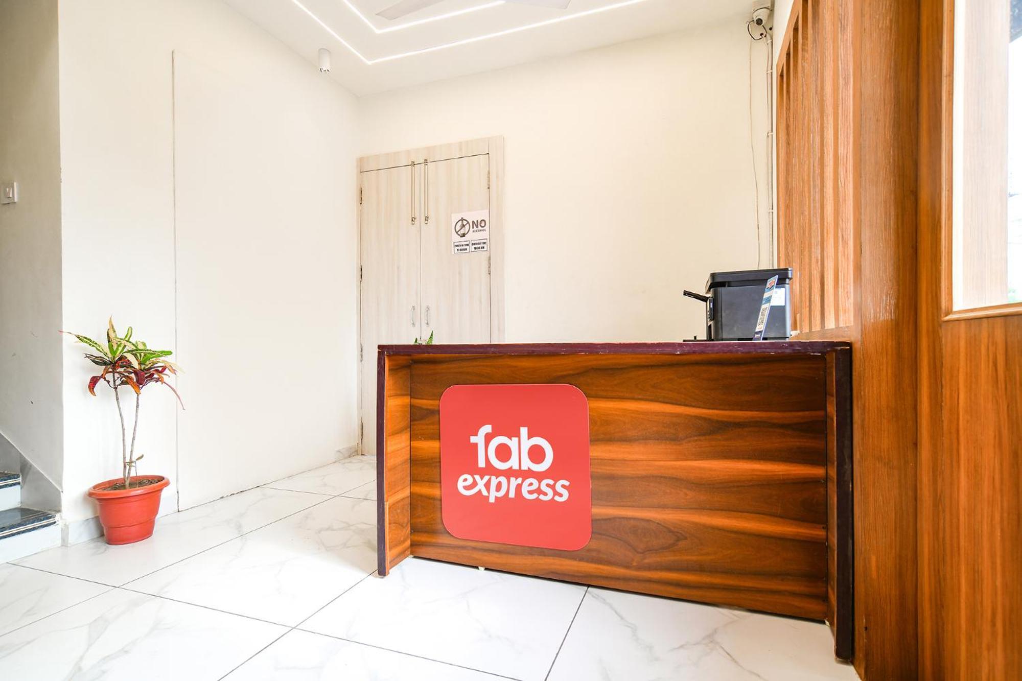 Fabhotel Shree Nakoda Paradise Удджайн Экстерьер фото