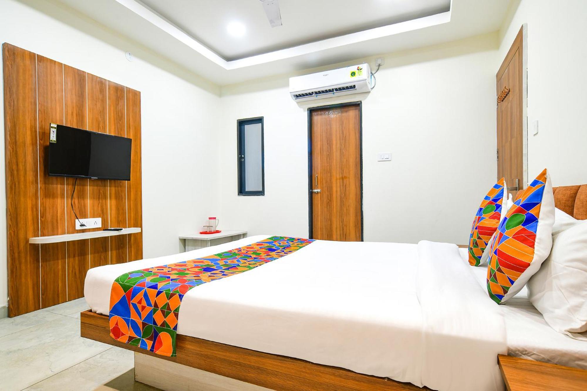 Fabhotel Shree Nakoda Paradise Удджайн Экстерьер фото